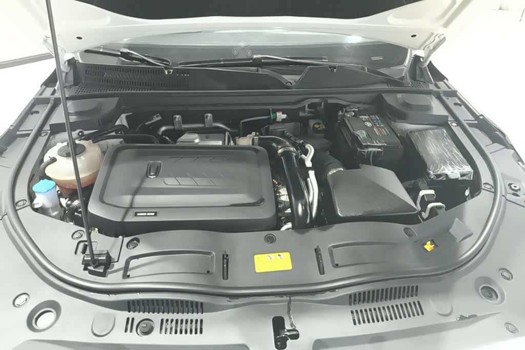 Bestune B70, 2023 10