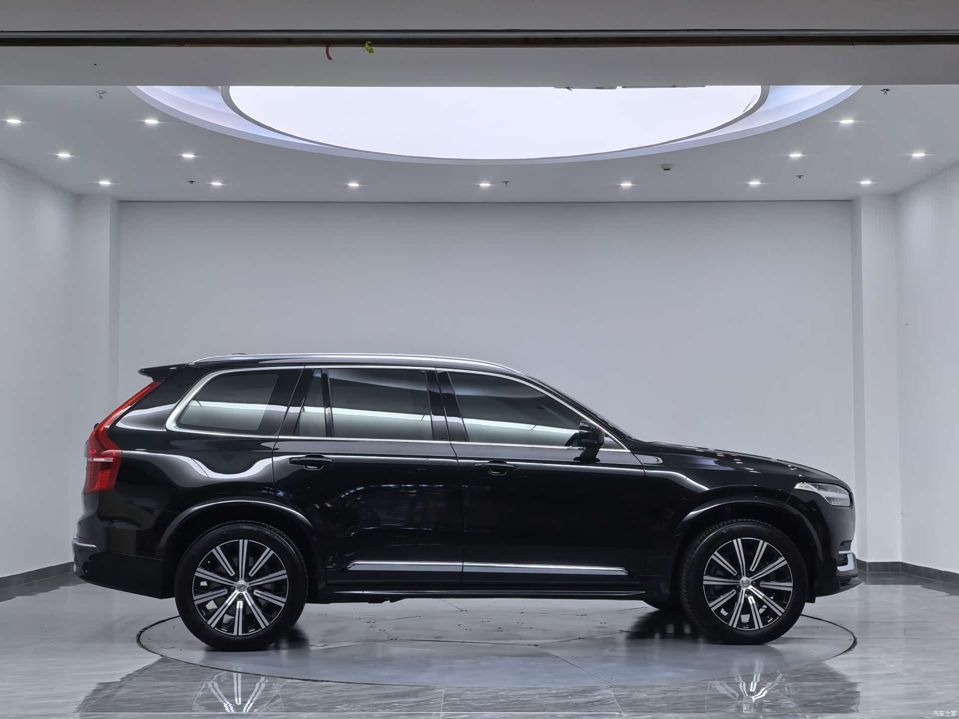 Volvo XC90, 2024 4