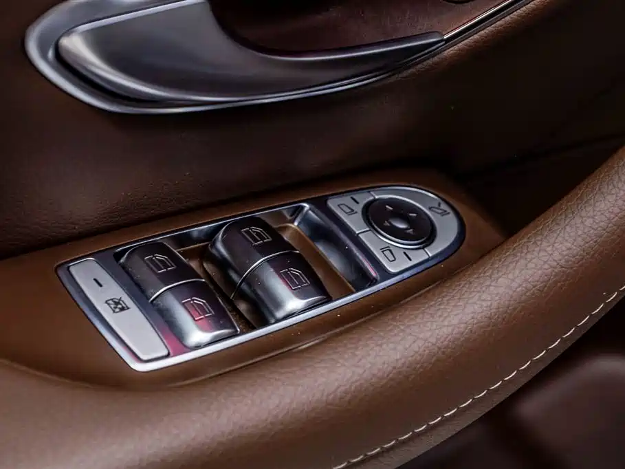 Mercedes-Benz E-class Mercedes-Benz E-class