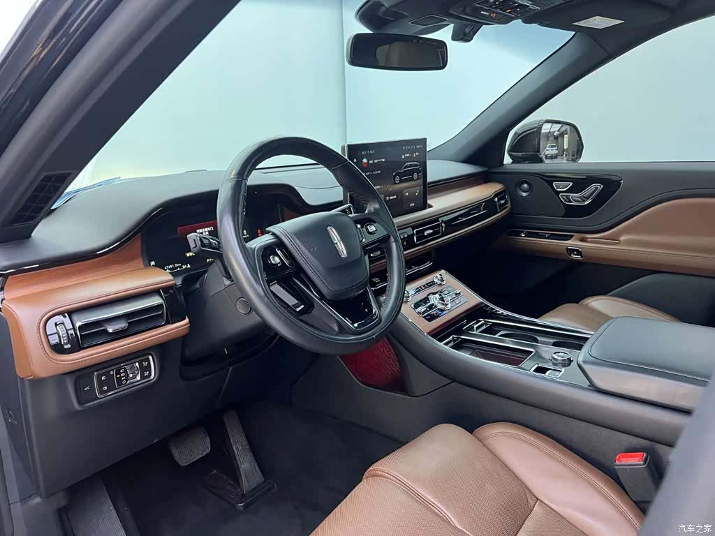 Lincoln Aviator, 2021 25