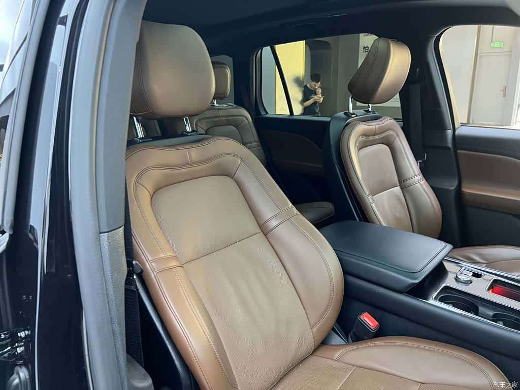 Lincoln Aviator, 2021 27