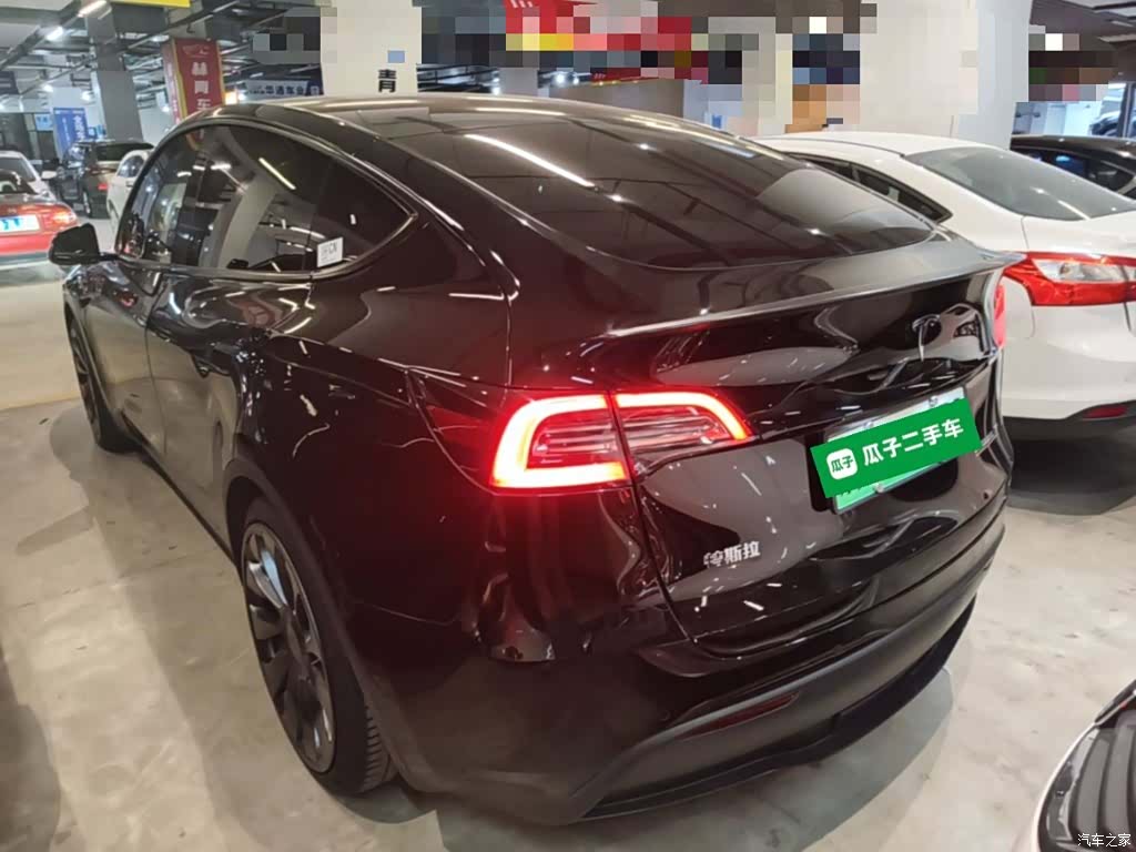 Tesla Model Y, 2023 все фото