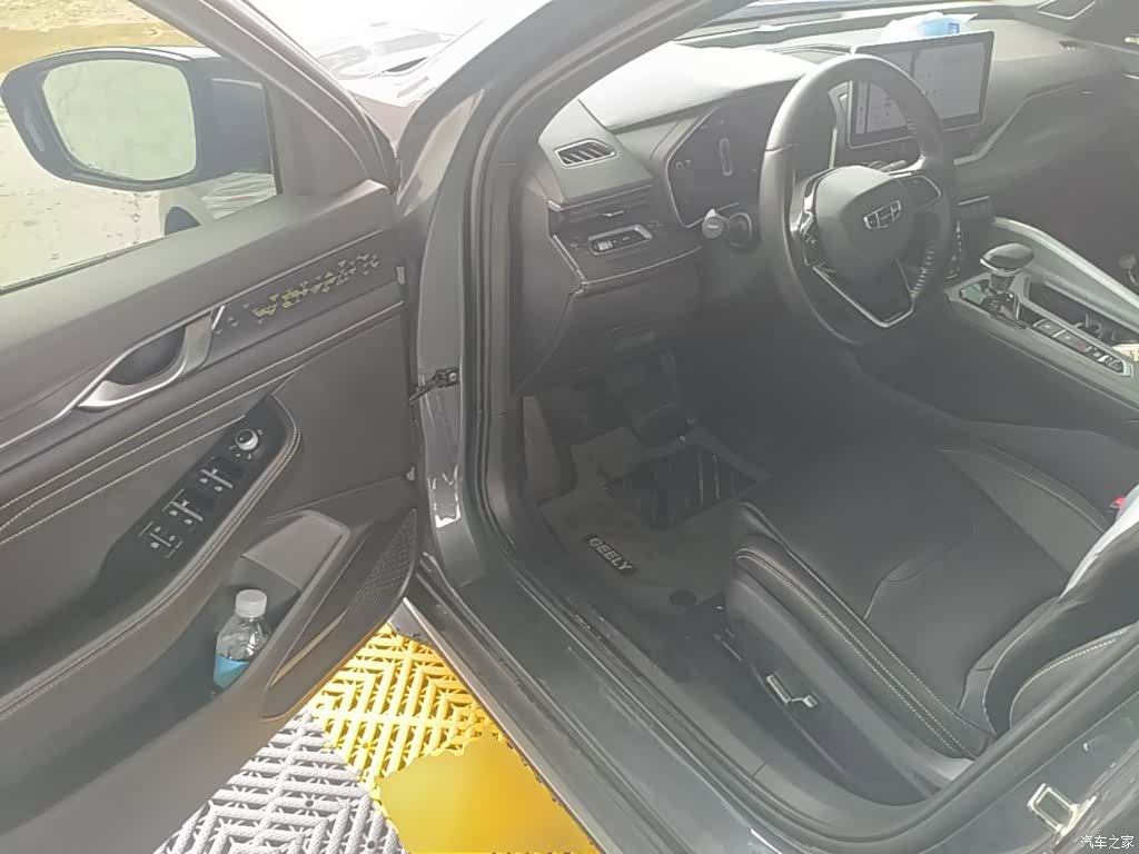 Geely Preface, 2024 16