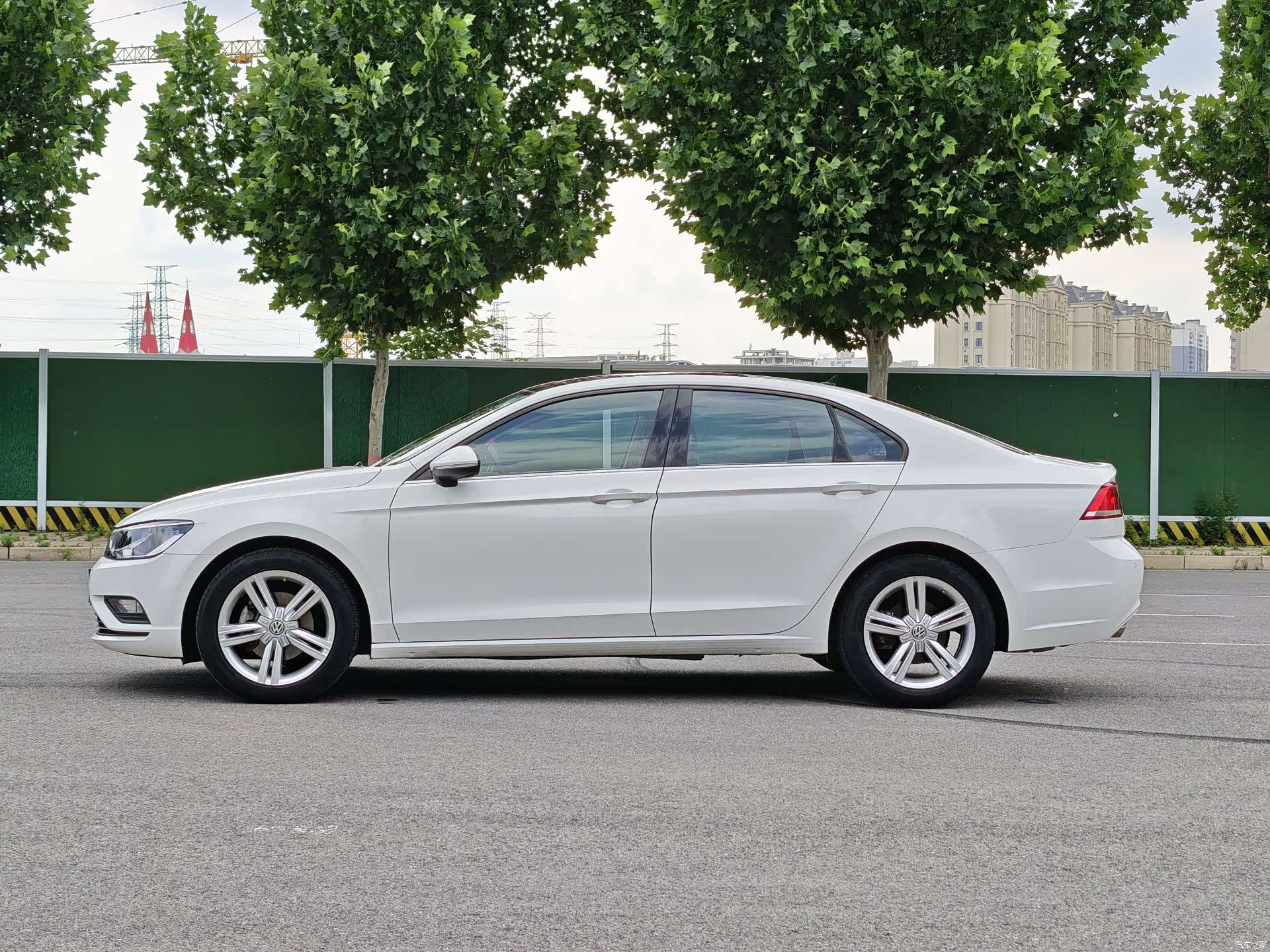 Volkswagen Lamando, 2018 11