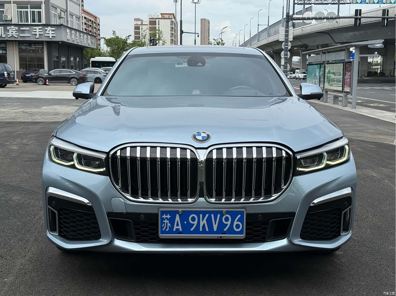 BMW 7 Series, 2011 1