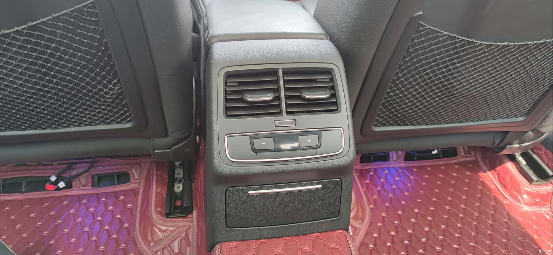 Audi A4L, 2019 7