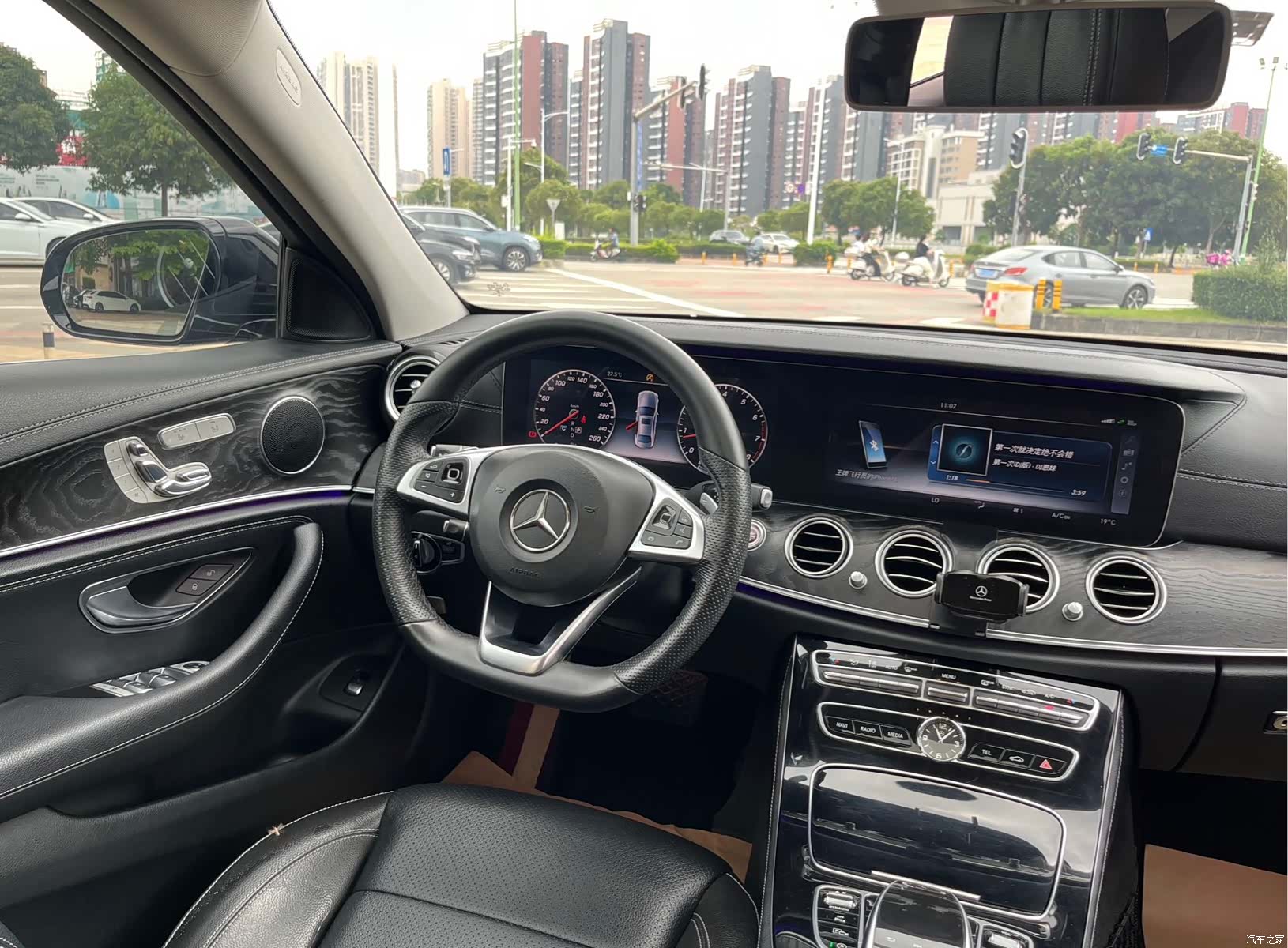 Mercedes-Benz E-Class, 2016 10