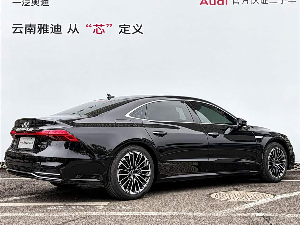 Audi A7L