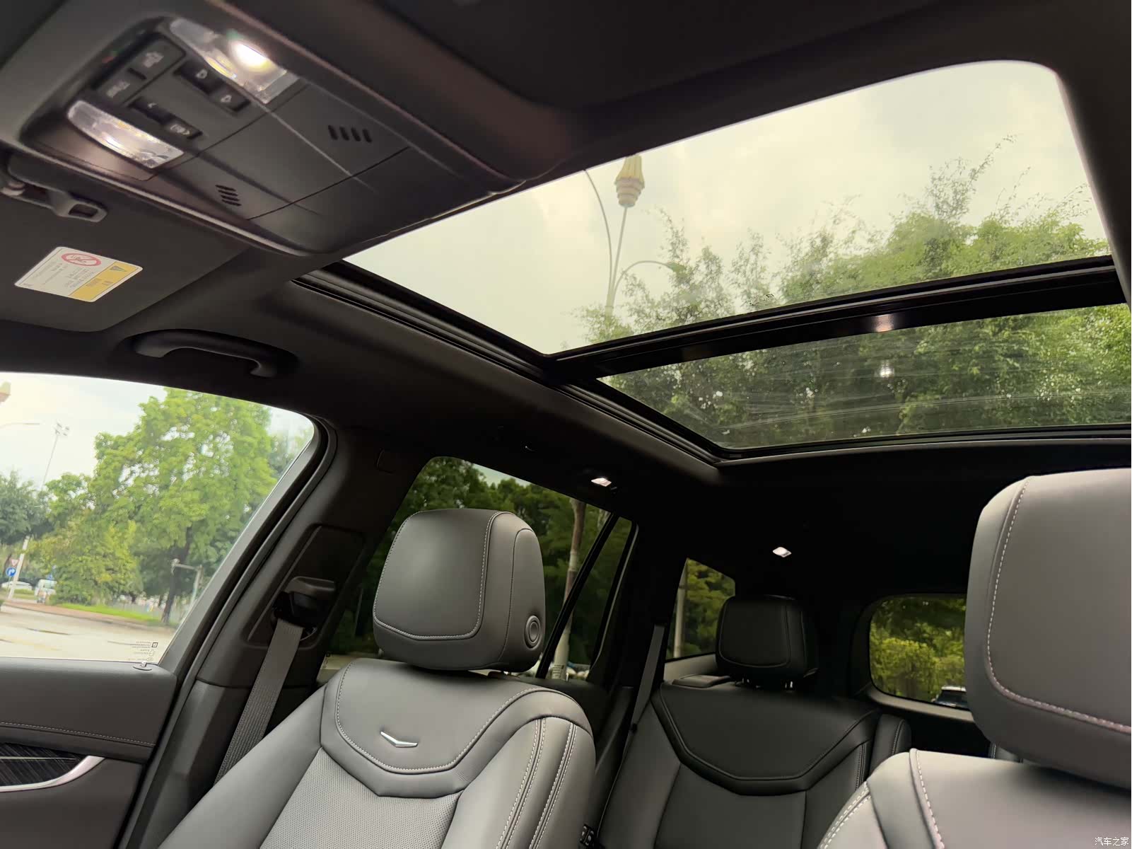 Cadillac XT6, 2022 22