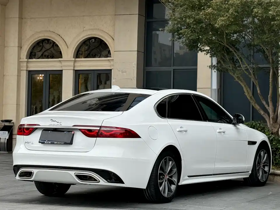 Jaguar XFL Jaguar XFL