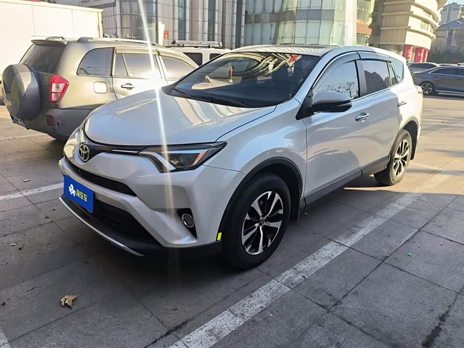 Toyota RAV4 Rongfang