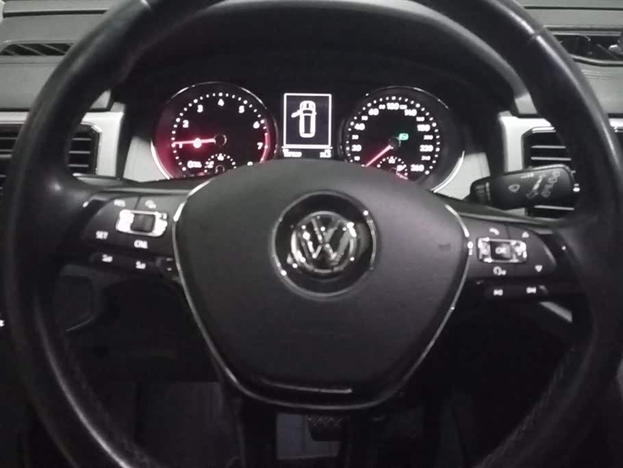 Volkswagen Tourang