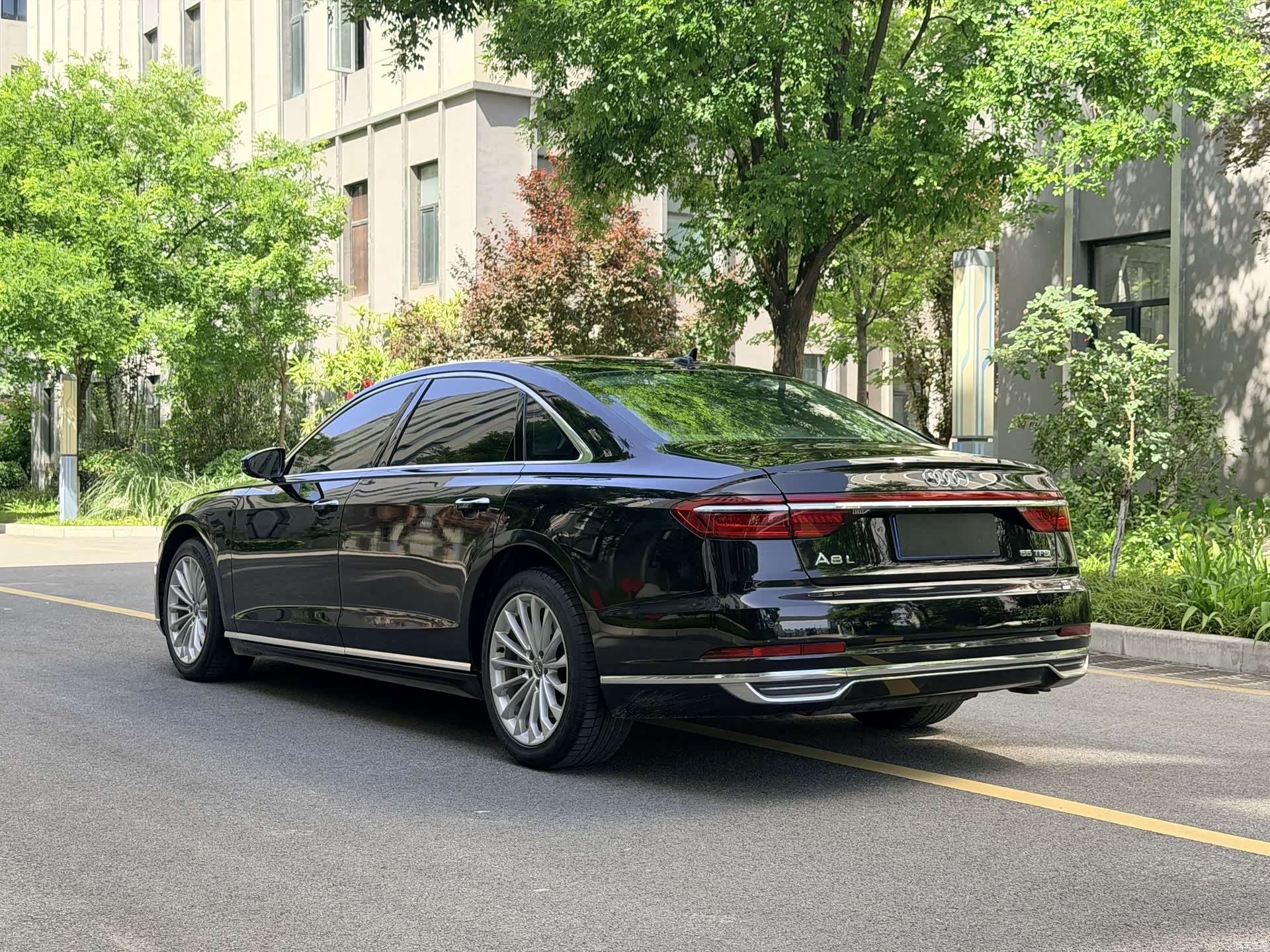Audi A8L, 2018 8