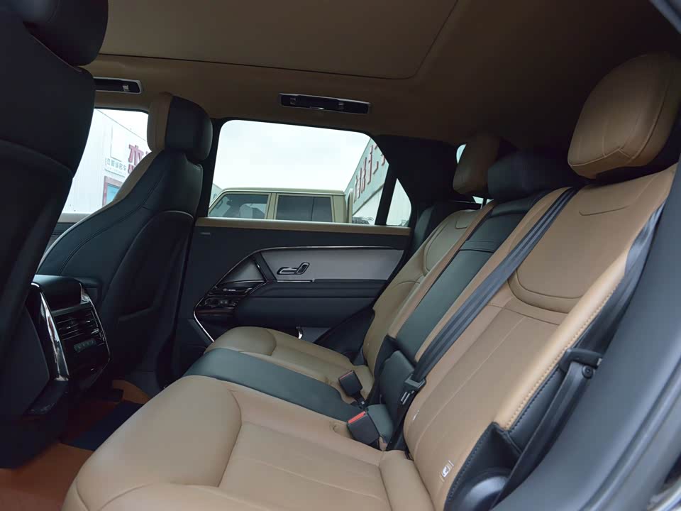 Land Rover Range Rover Sport Land Rover Range Rover Sport