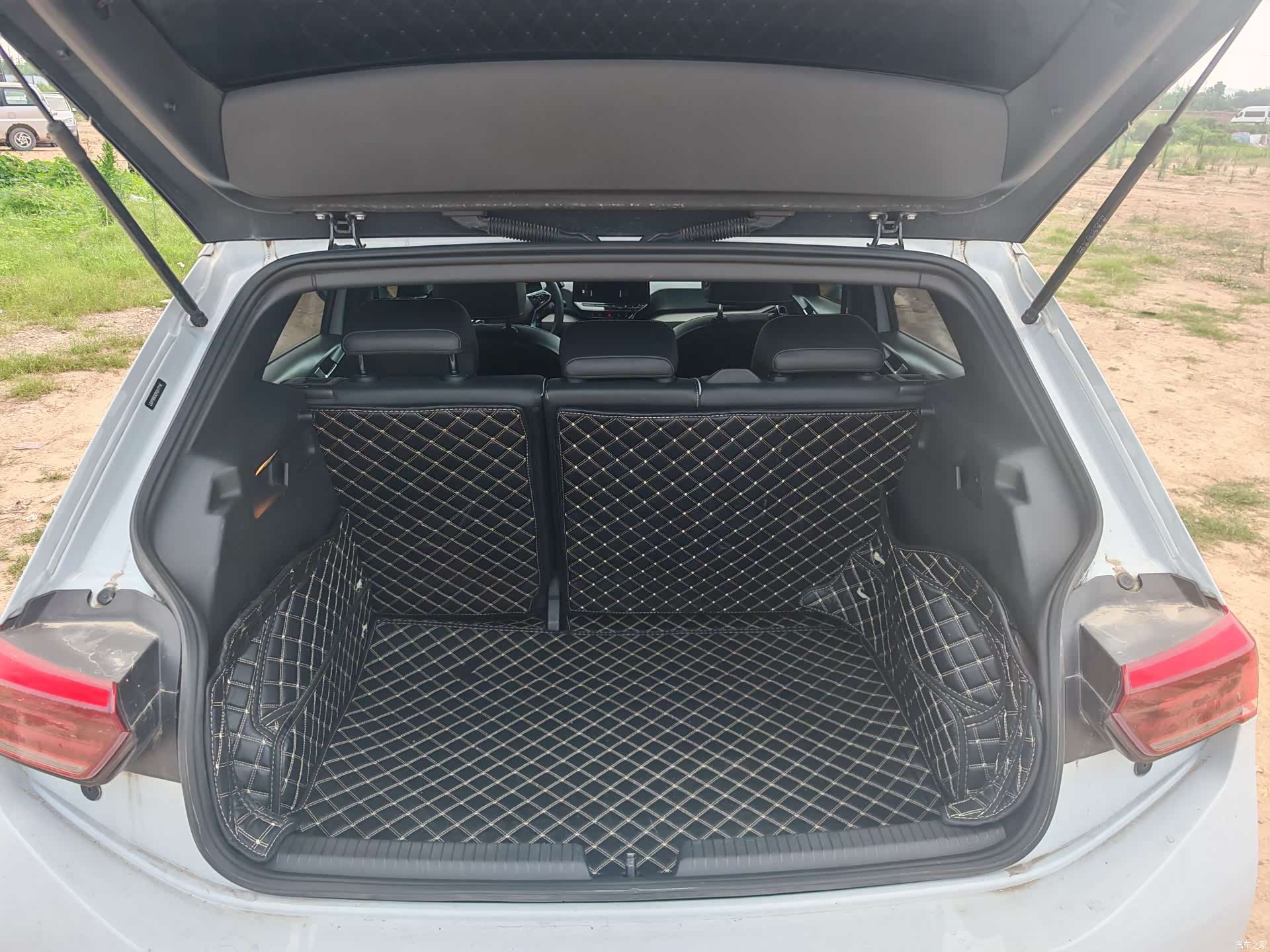 Volkswagen ID.3, 2023 10