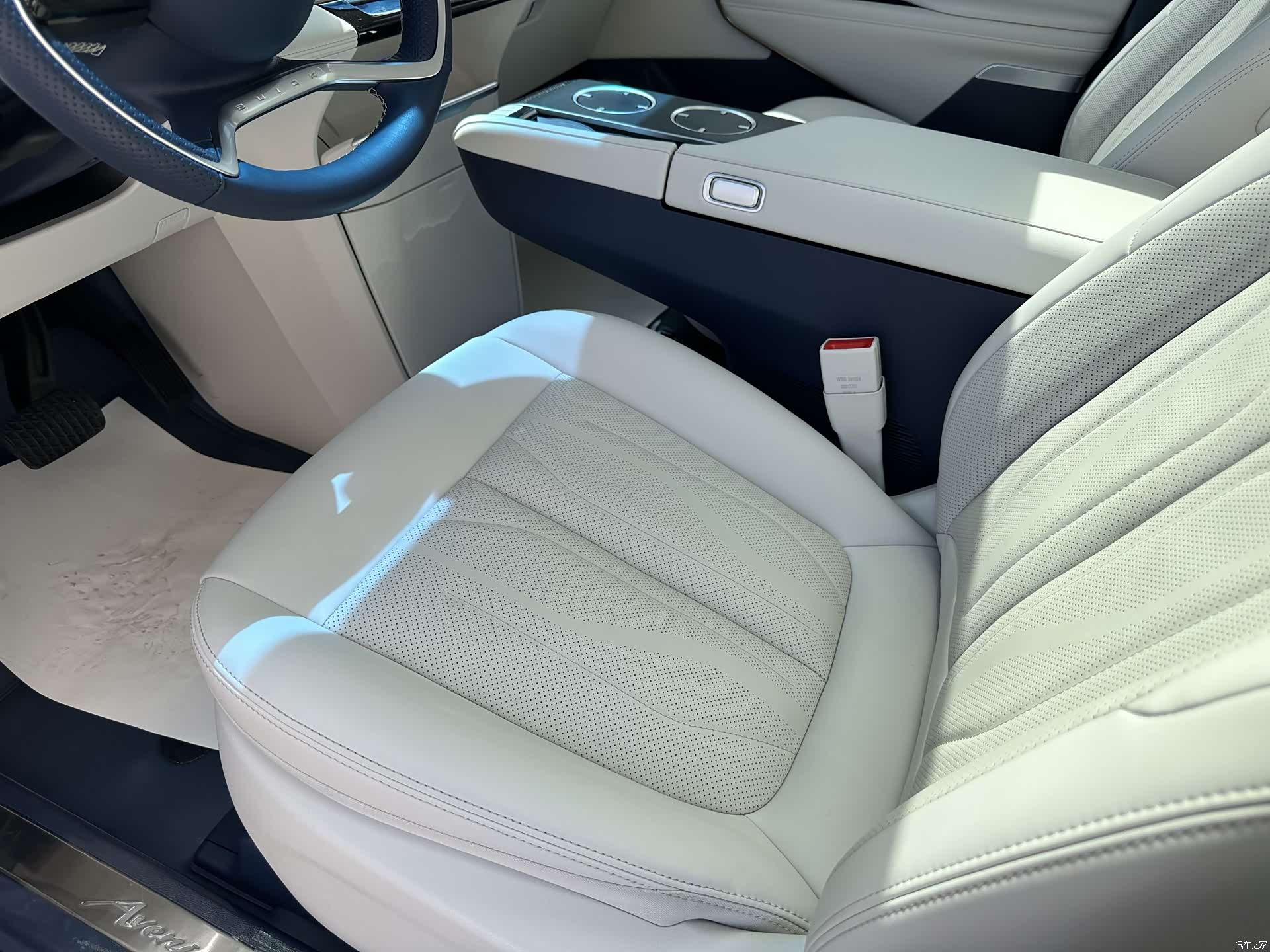 Buick GL8, 2025 13