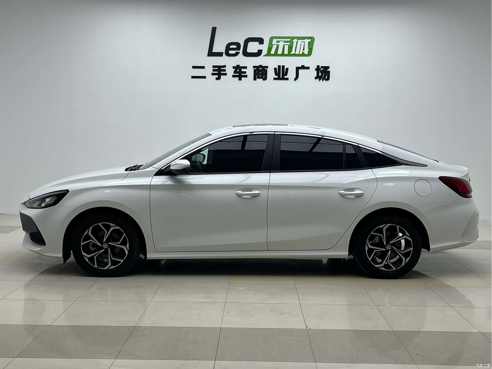 MG MG5, 2024 16