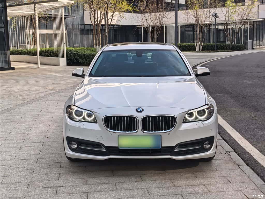 BMW 5 Series, 2016 3