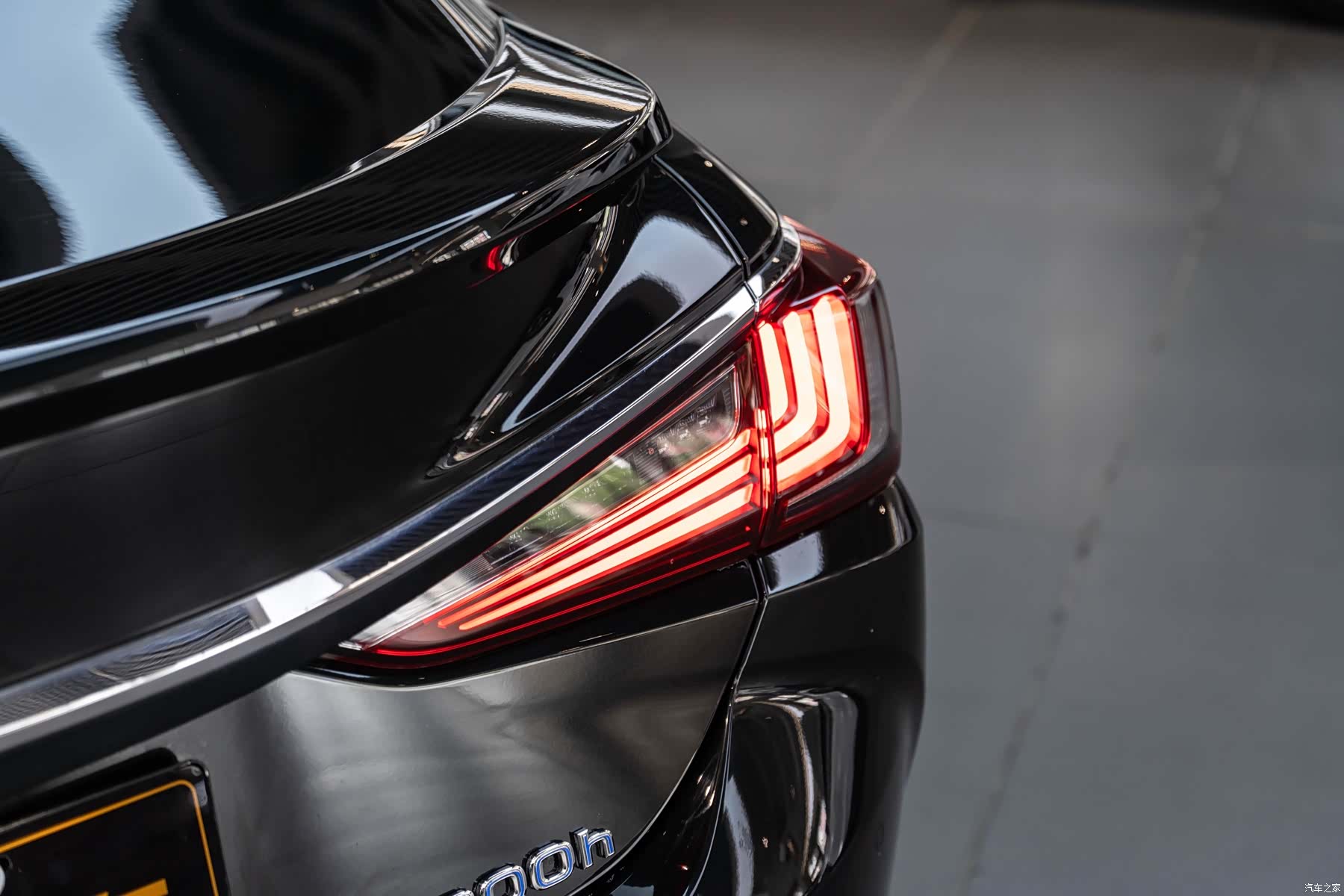 Lexus ES, 2019 7