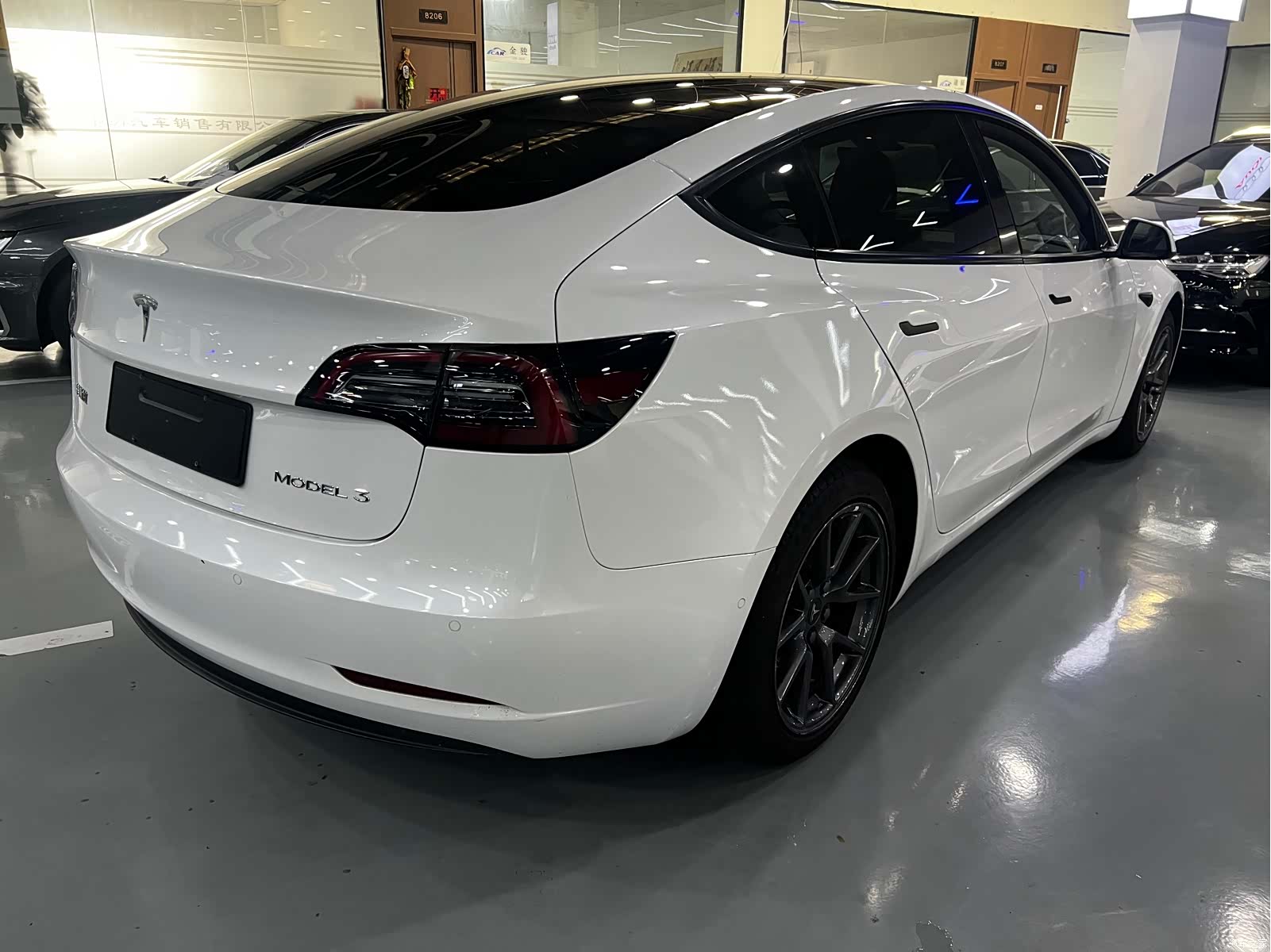 Tesla Model 3, 2021 13