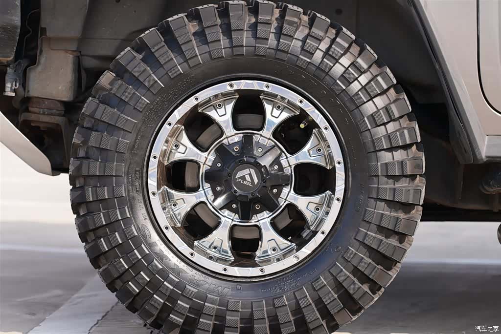 Hummer H2, 2010 27