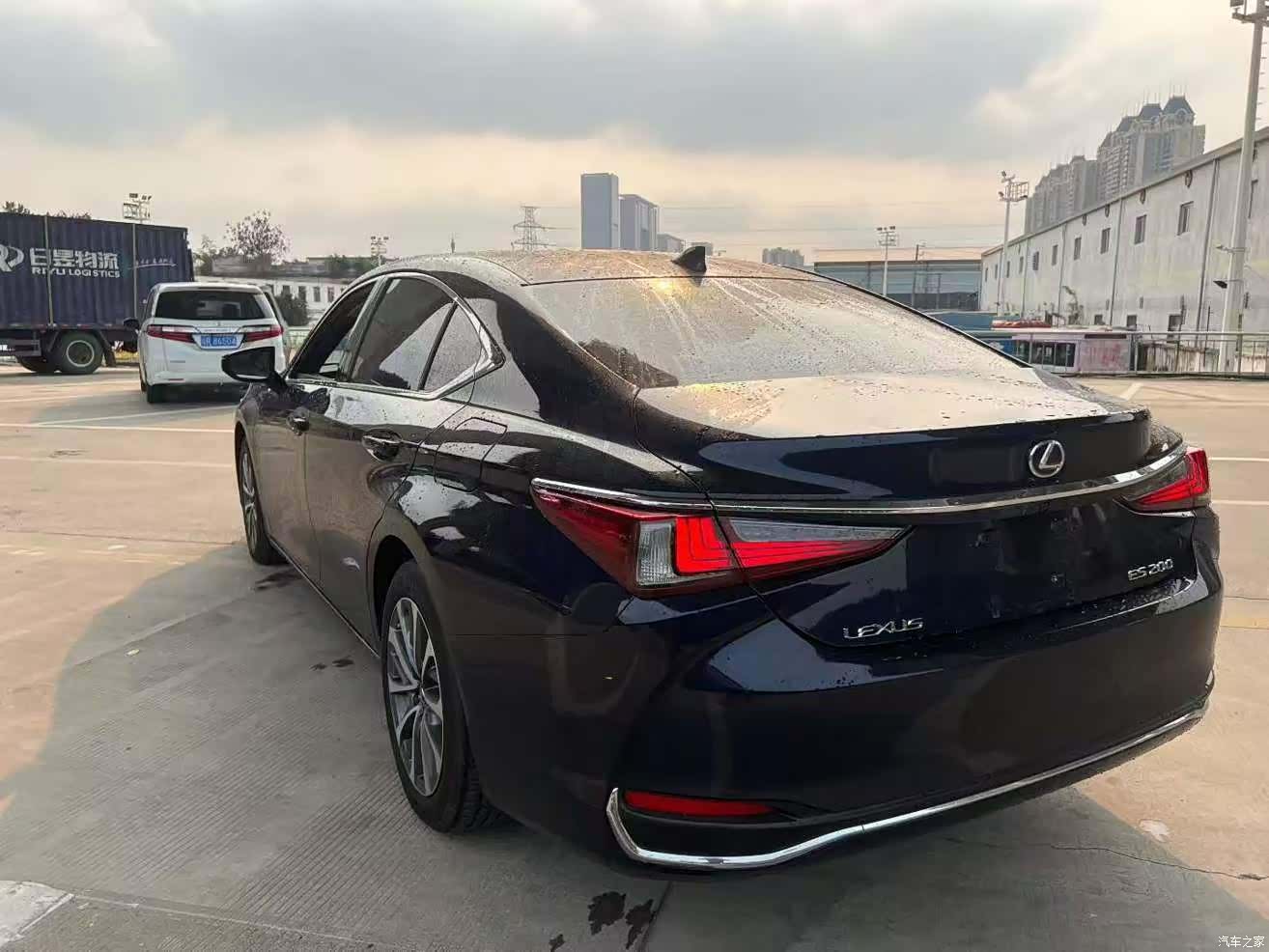 Lexus ES, 2023 6