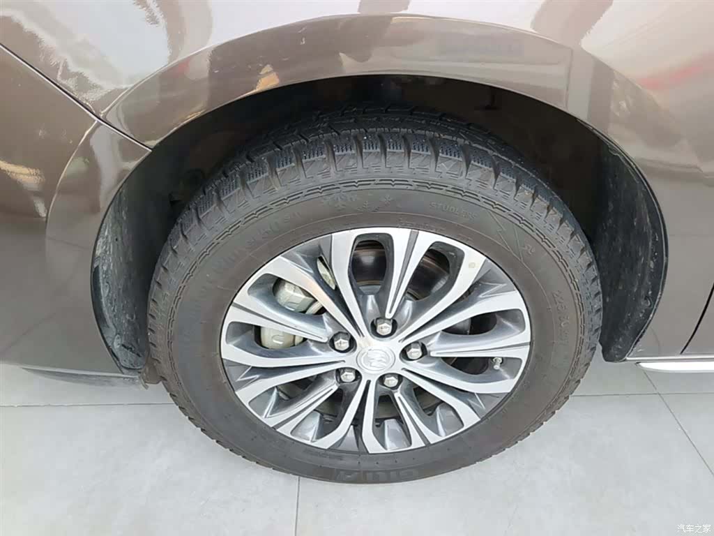Buick GL8, 2025 23