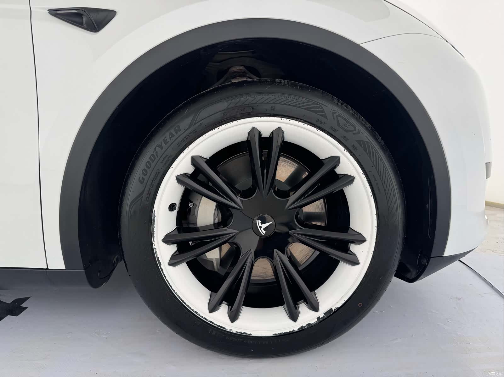 Tesla Model Y, 2024 15