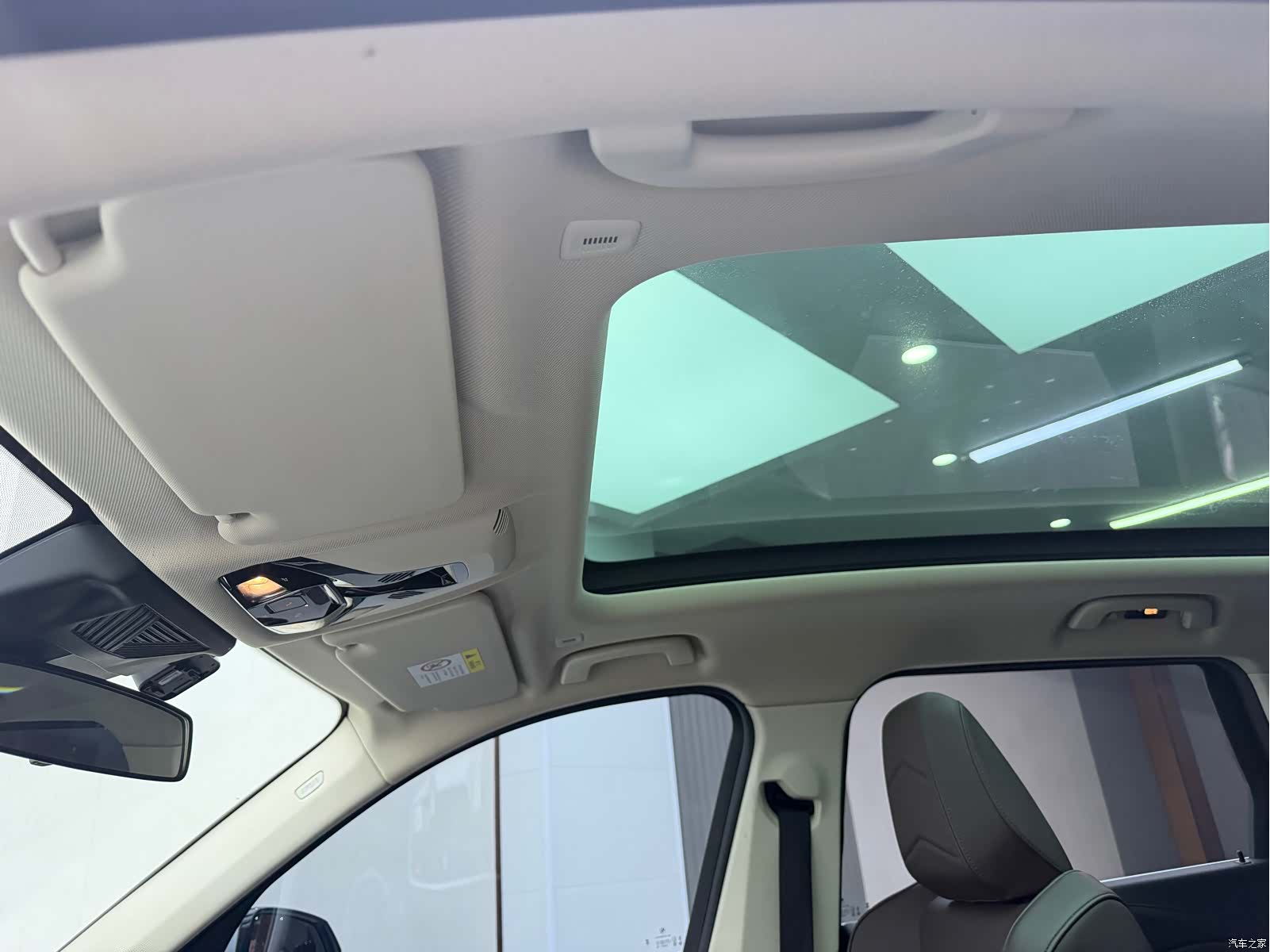 BMW X1, 2023 14