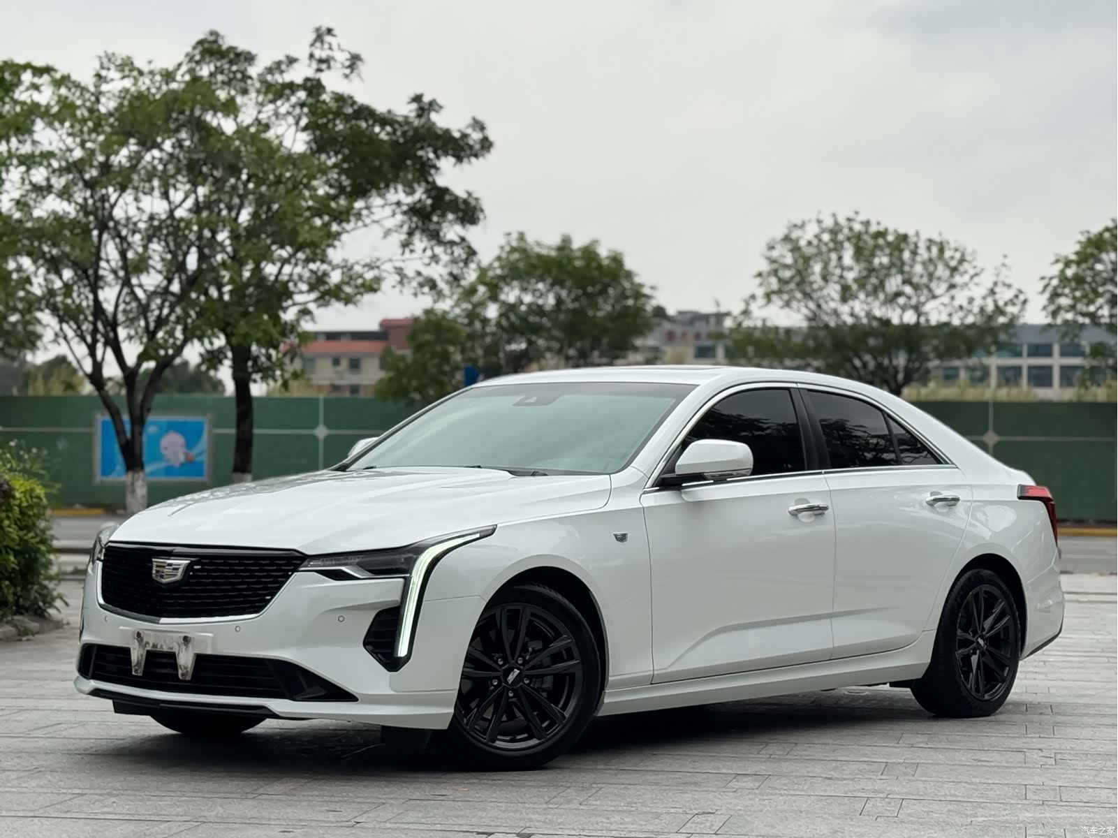 Cadillac CT4