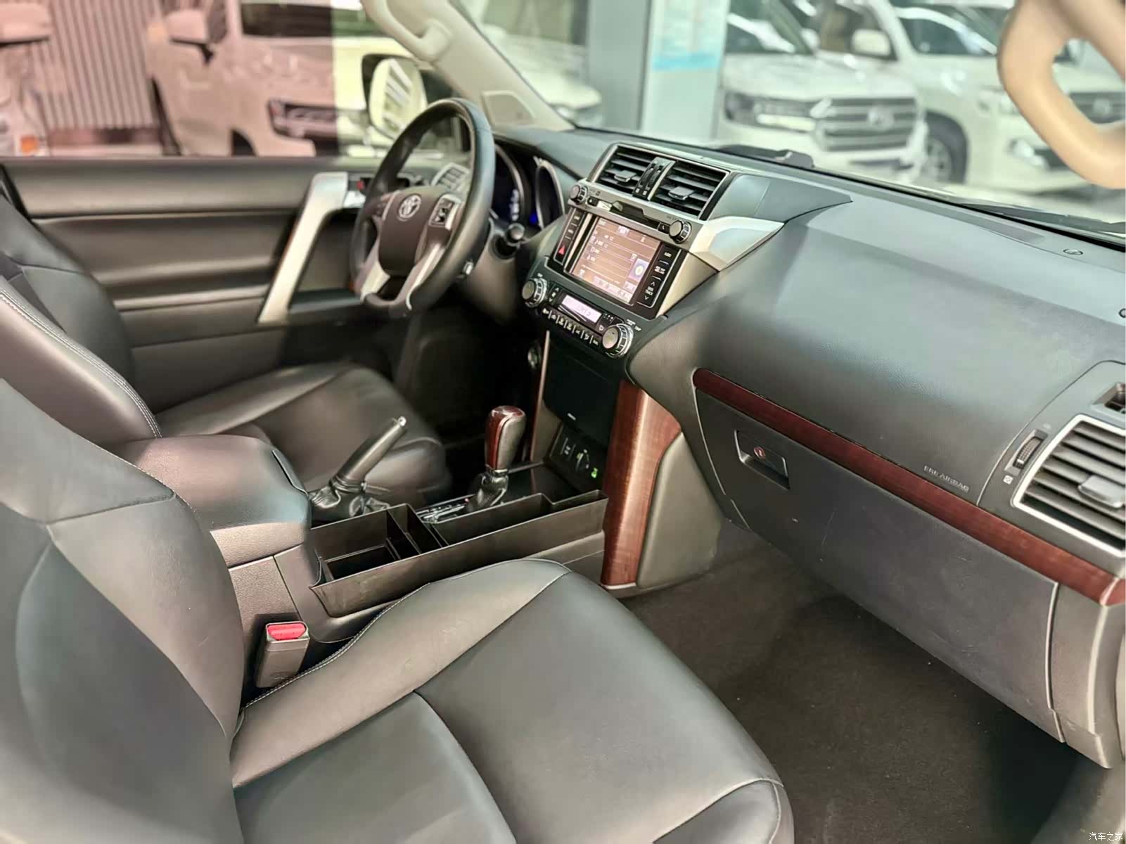 Toyota Prado, 2017 4