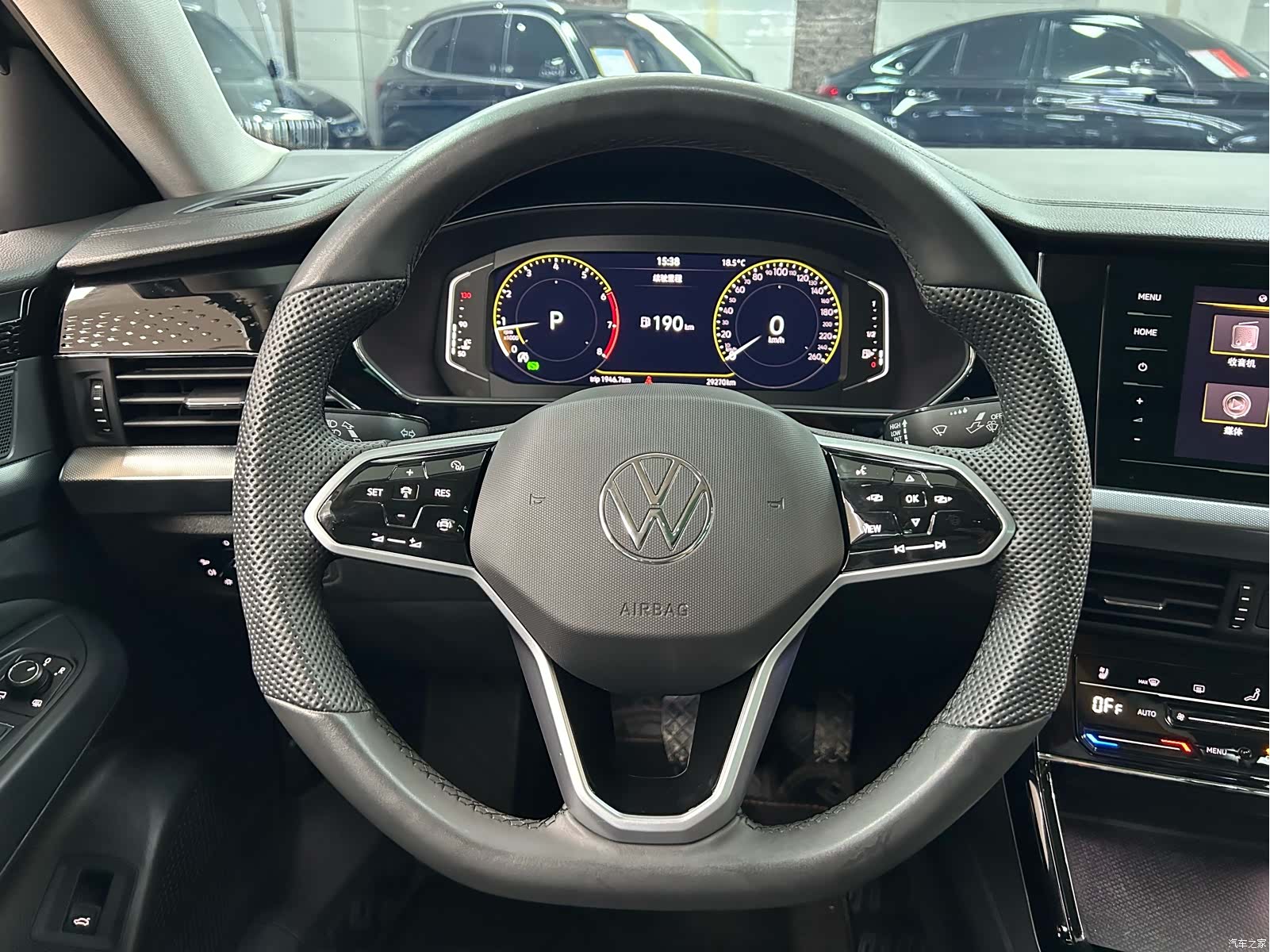 Volkswagen Passat, 2024 15