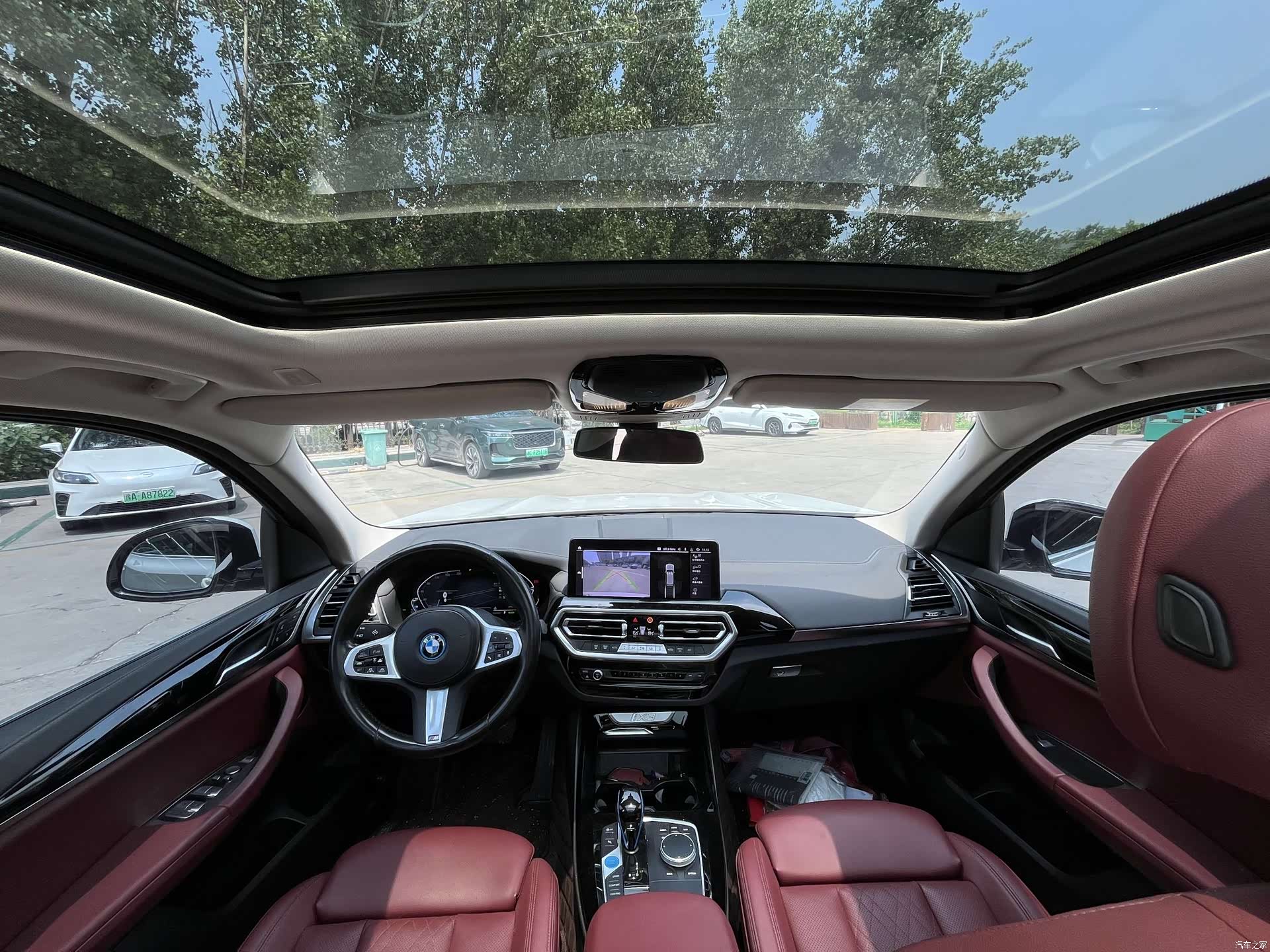 BMW iX3, 2022 4
