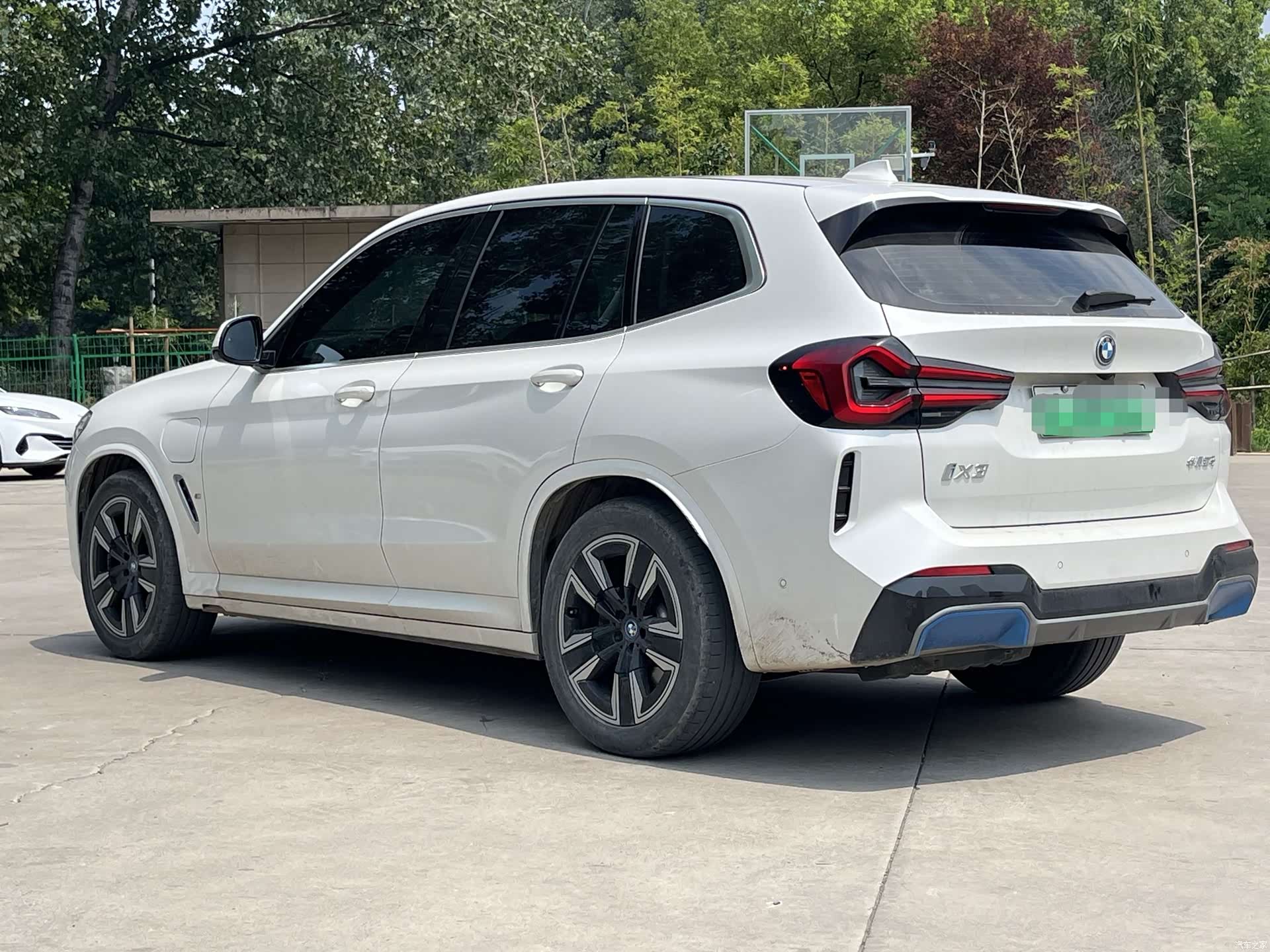 BMW iX3, 2022 11