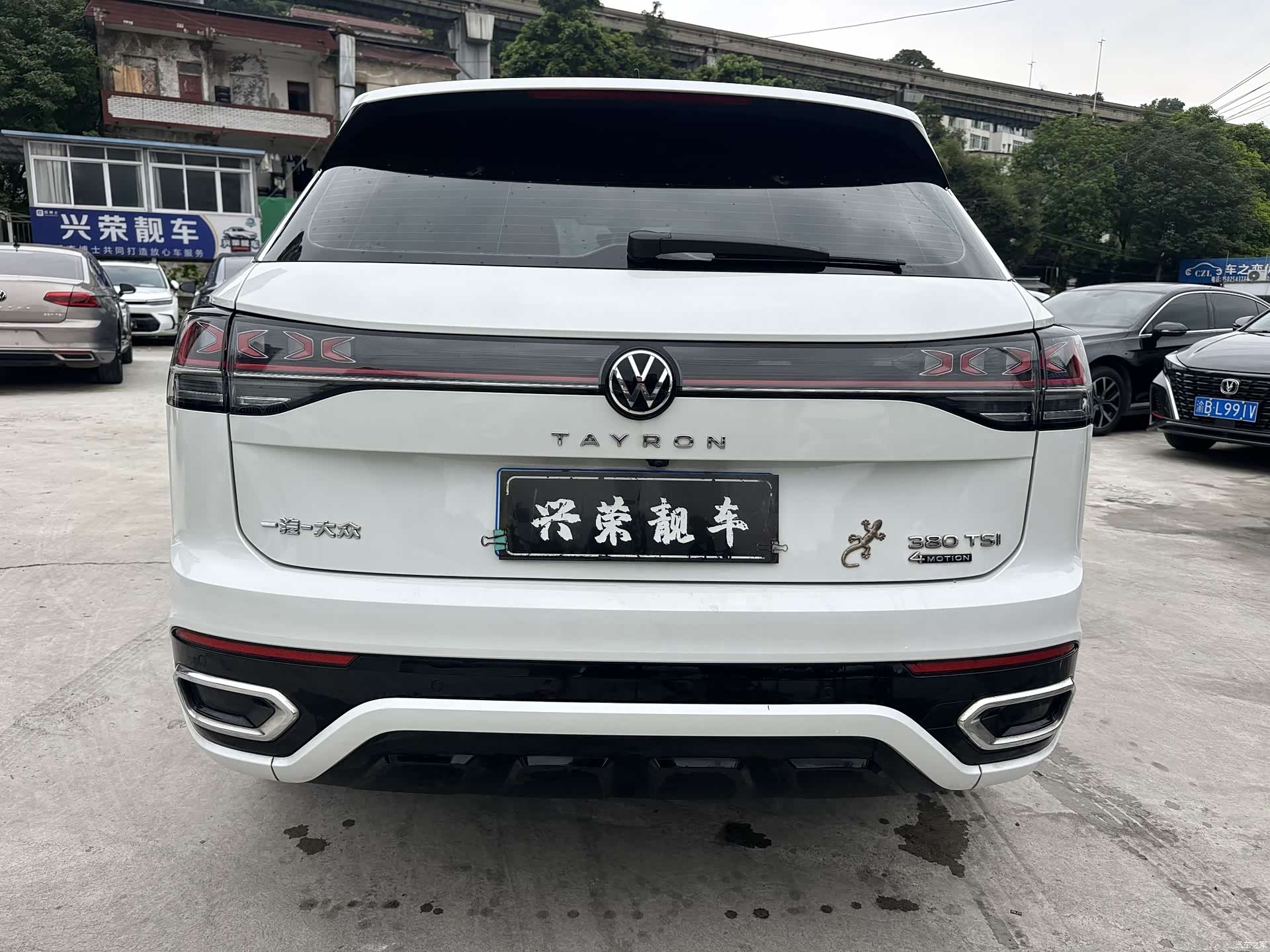 Volkswagen Tayron, 2024 все фото