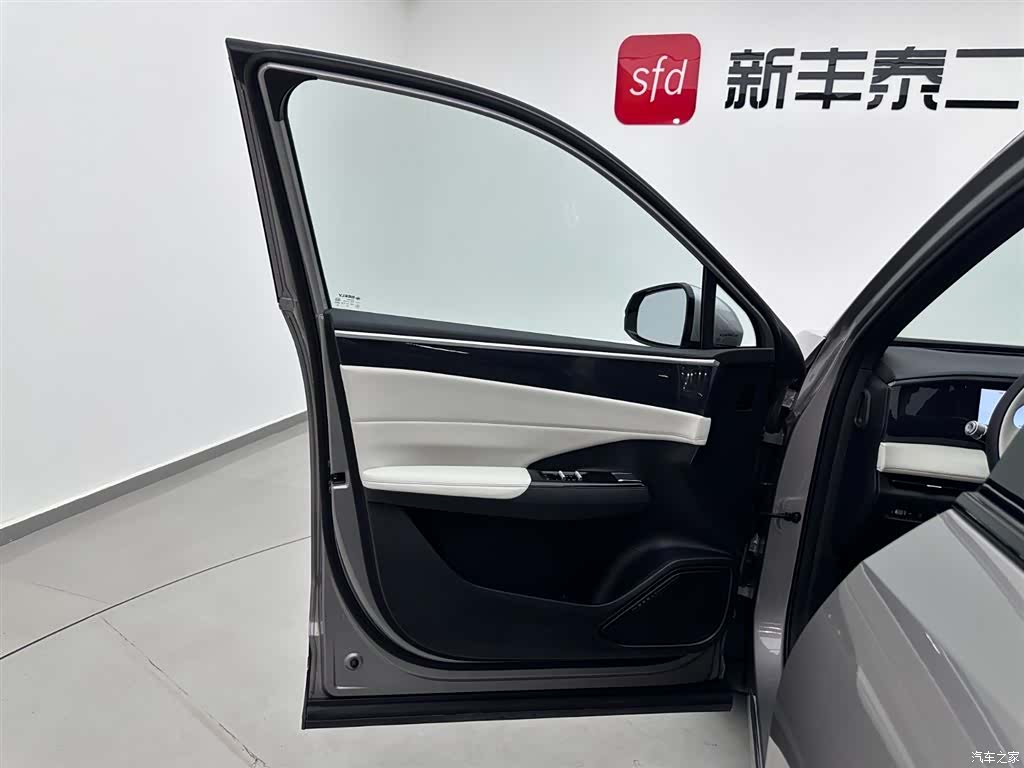 Geely Galaxy L7, 2024 8
