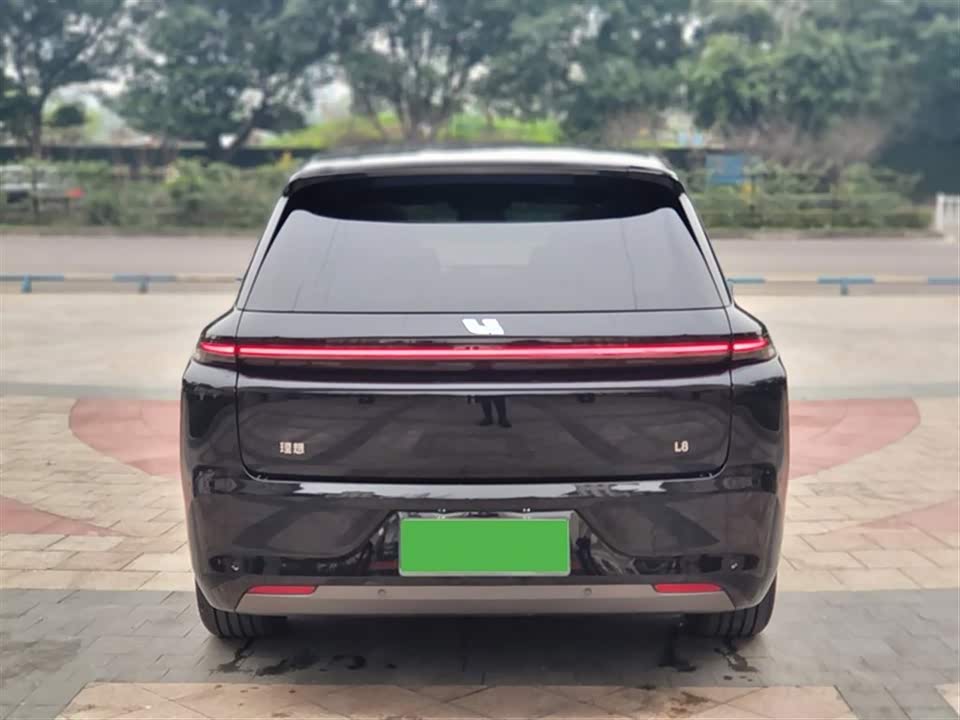 Li Auto Ideal L8