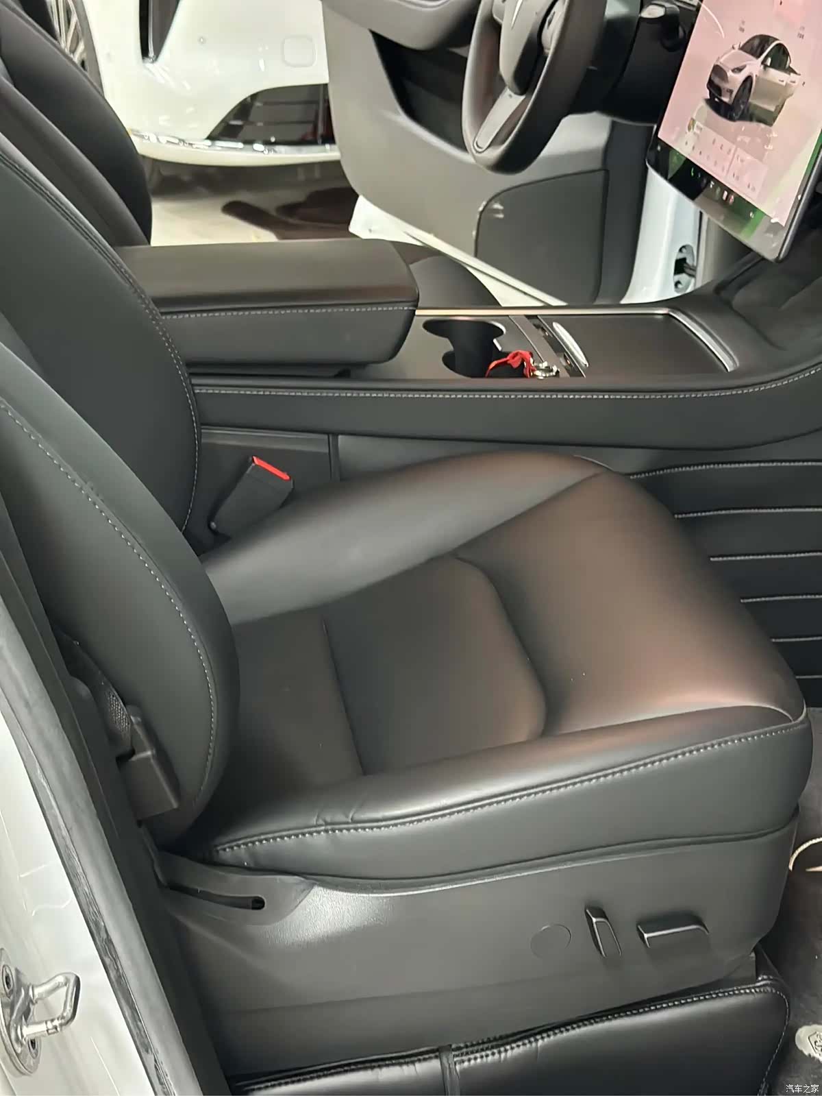 Tesla Model Y, 2022 6