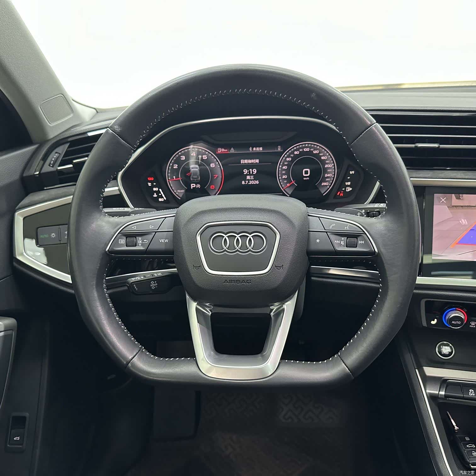 Audi Q3, 2022 12