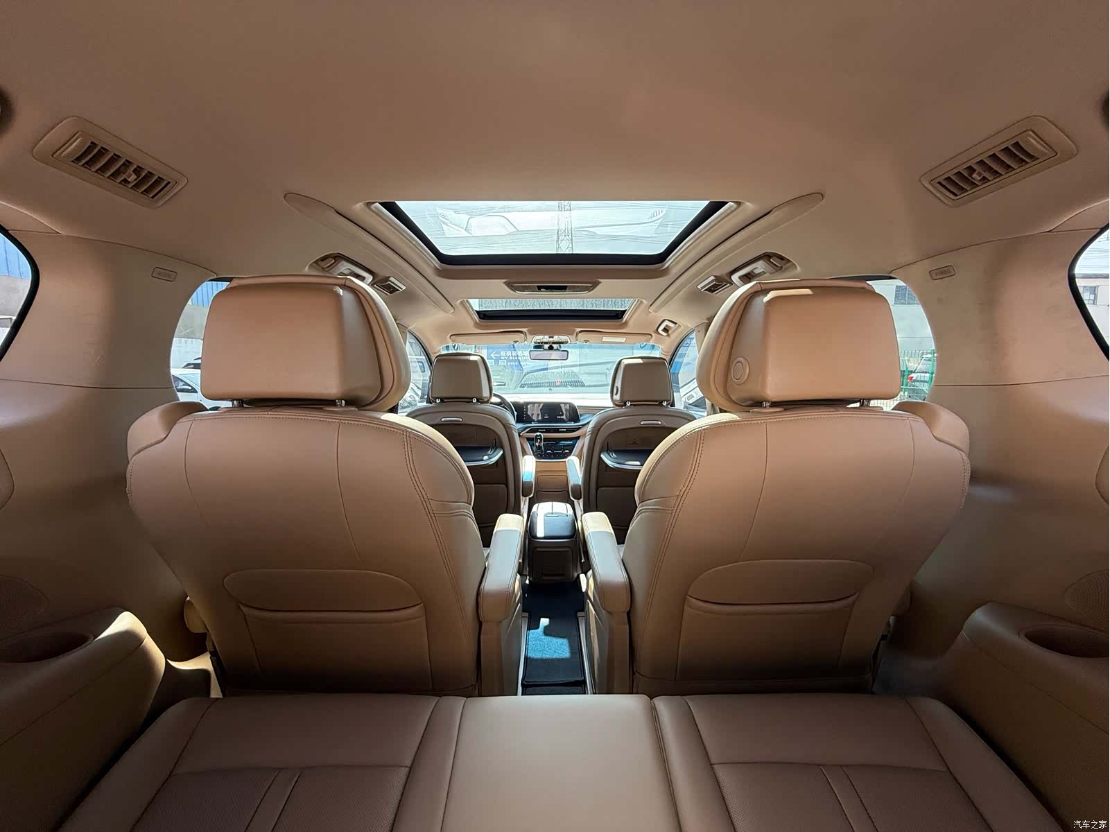 Buick GL8, 2020 26