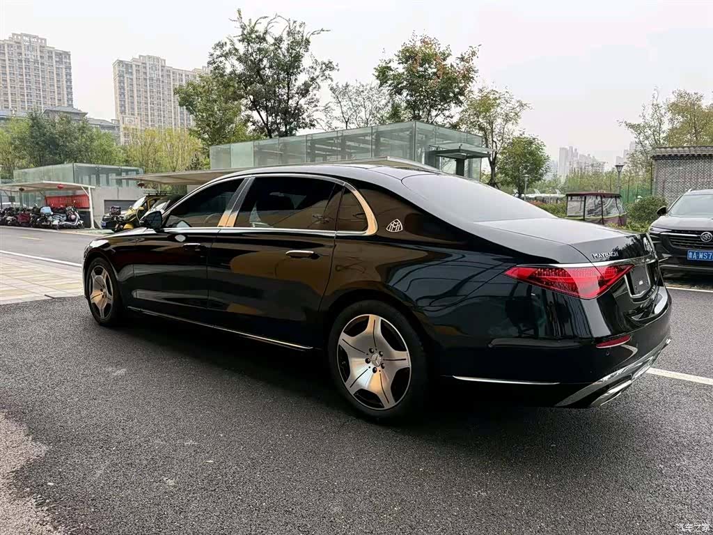 Maybach S-Class, 2022 4