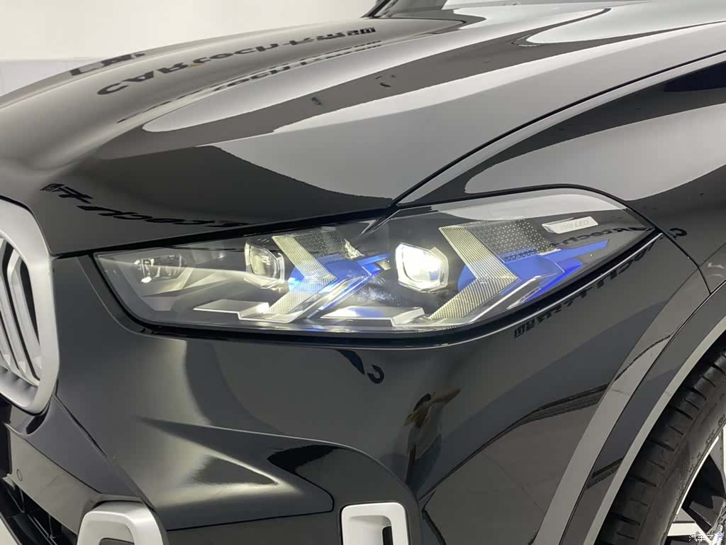 BMW X5, 2025 9