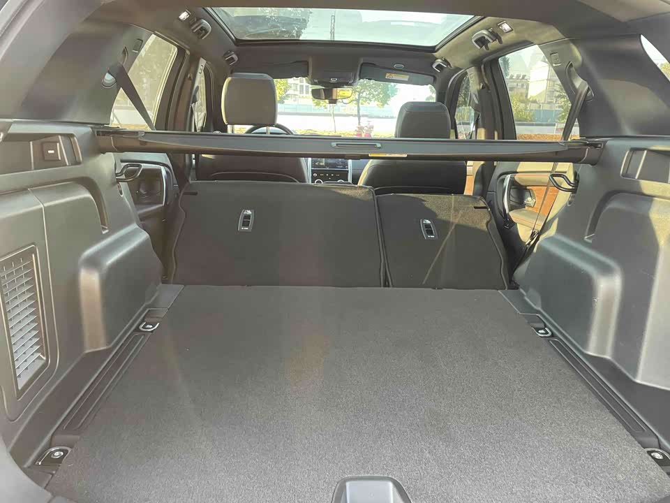 Land Rover Discover sports