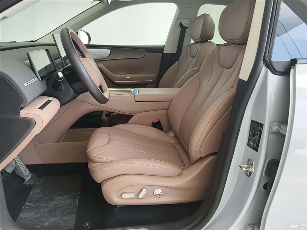 Leapmotor C11, 2025 15