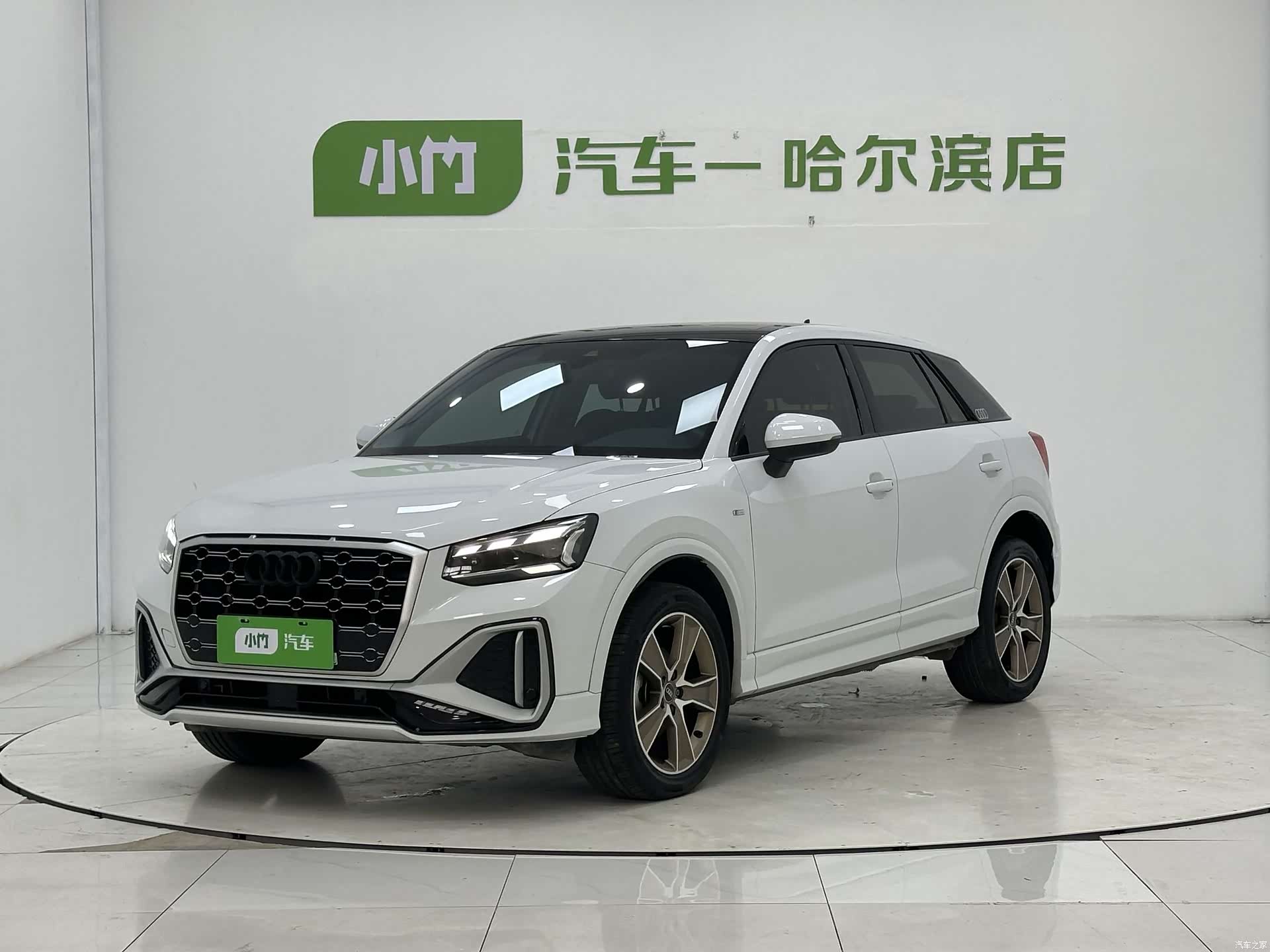 Audi Q2L, 2022 1