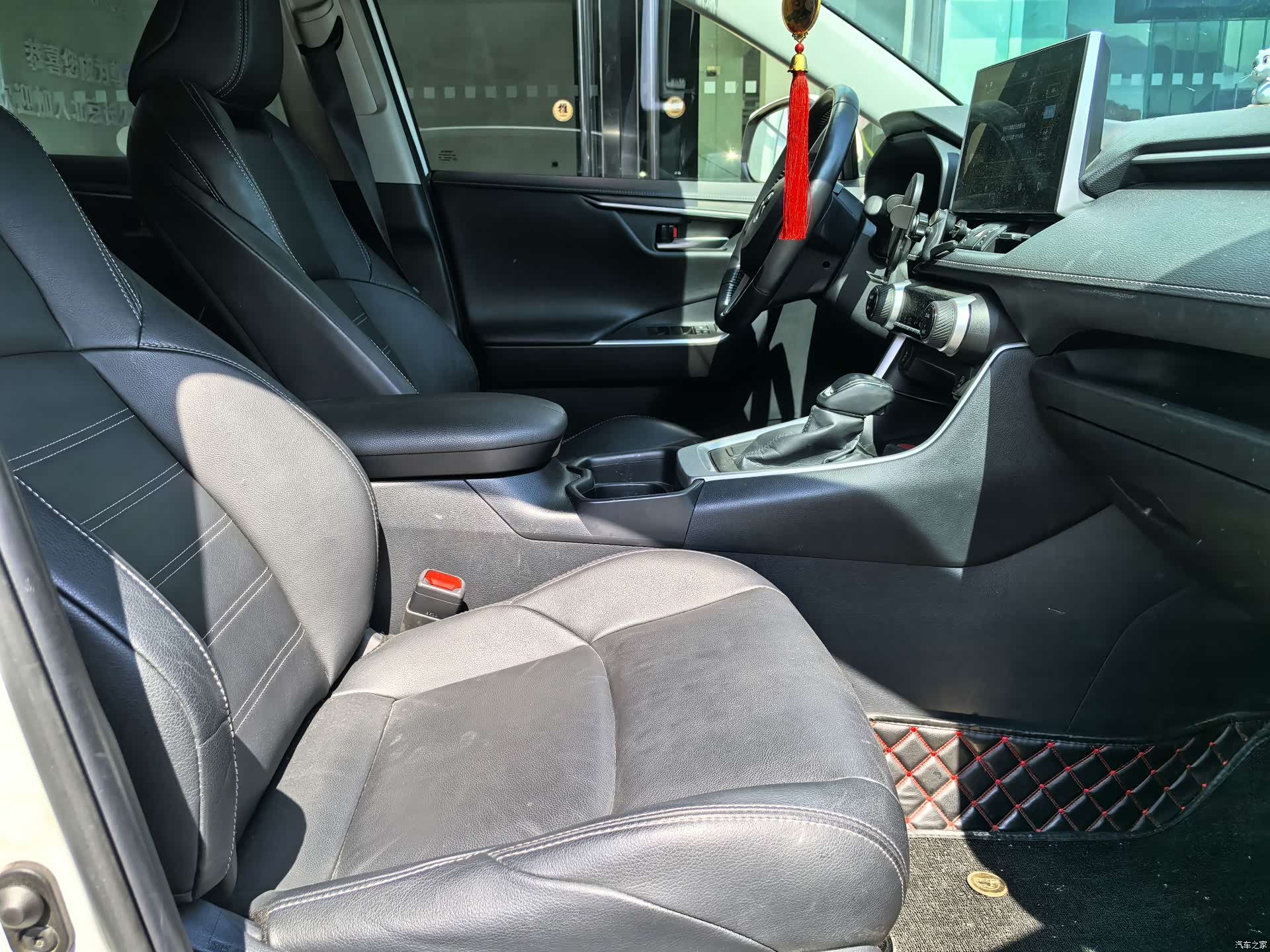 Toyota Wildlander, 2021 8