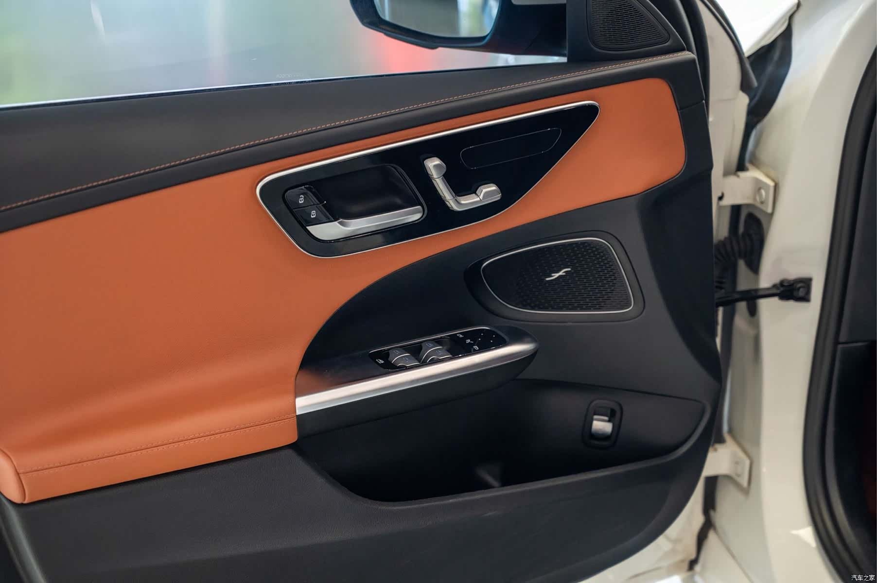 Mercedes-Benz C-Class, 2023 20