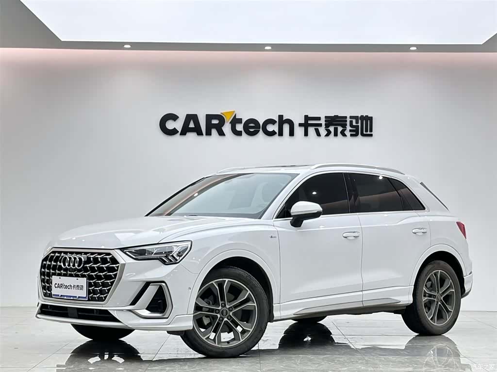 Audi Q3, 2024 1