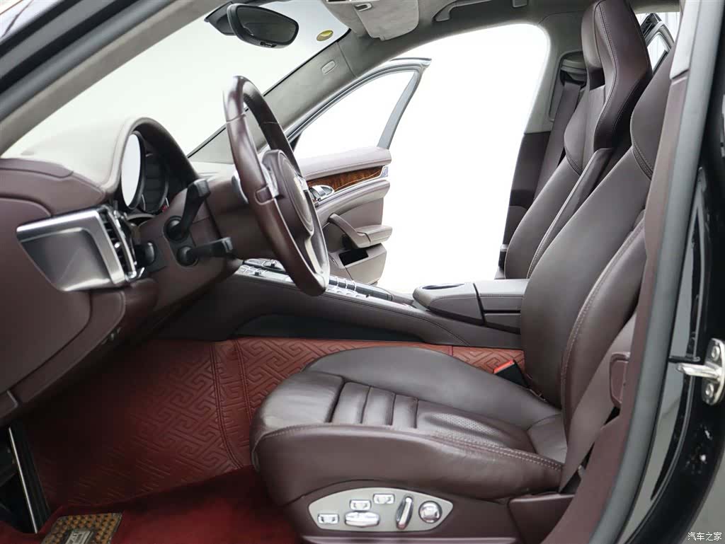 Porsche Panamera, 2011 2