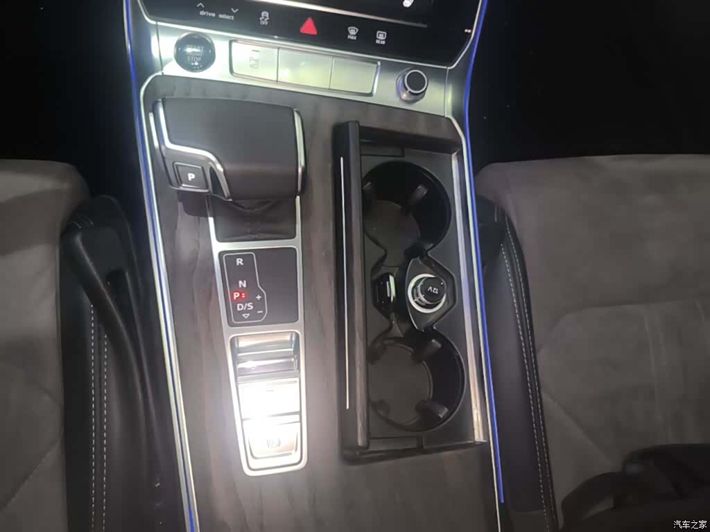 Audi A6L, 2023 14